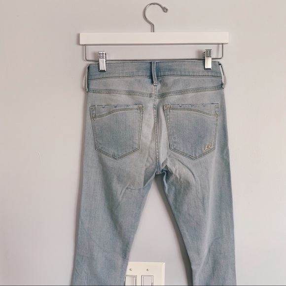 Light Wash Jean - Picture 8 of 8